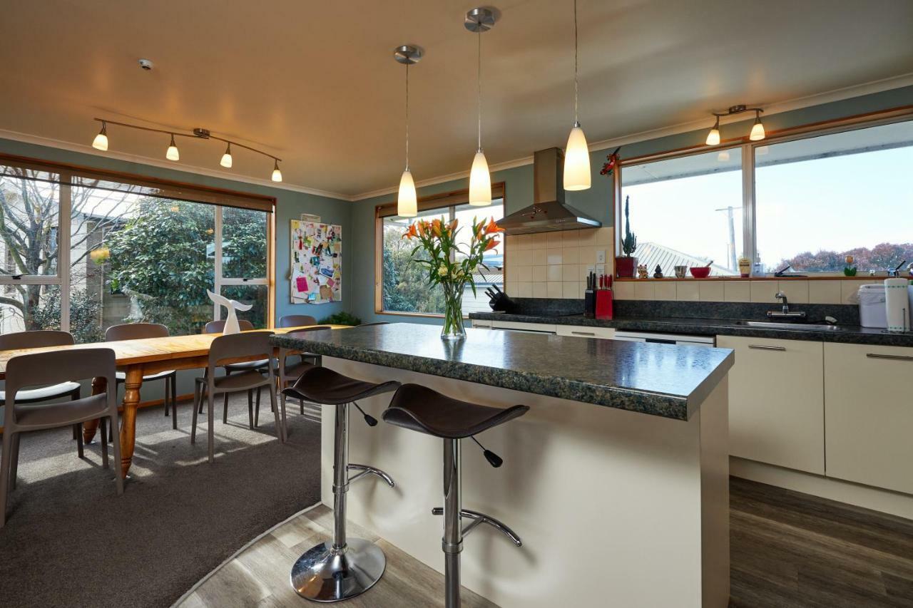 Brook House B&B & Cottages Kaikoura Eksteriør billede